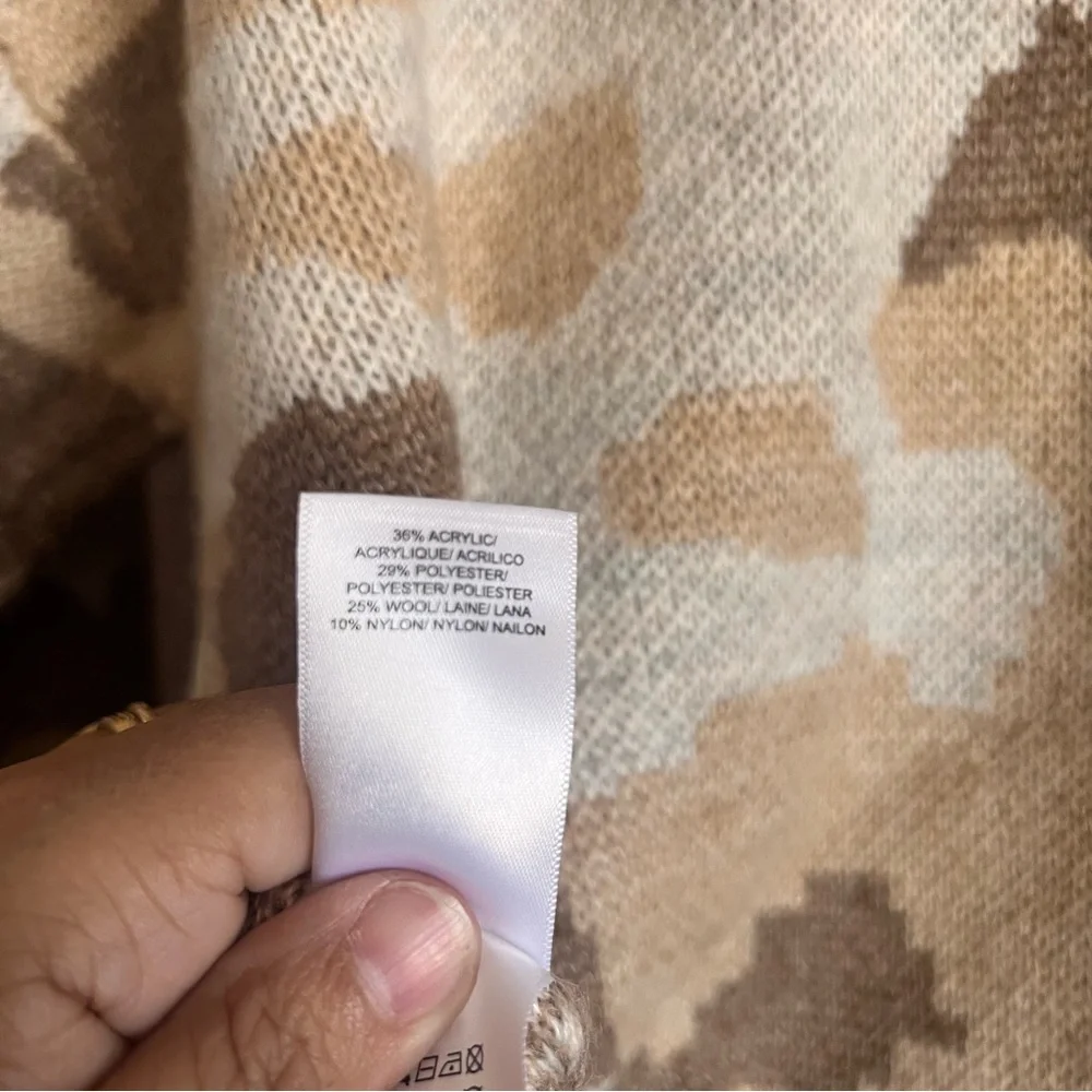 Lucky Brand Cream and Brown Camouflage Crewneck Sweater Size Large